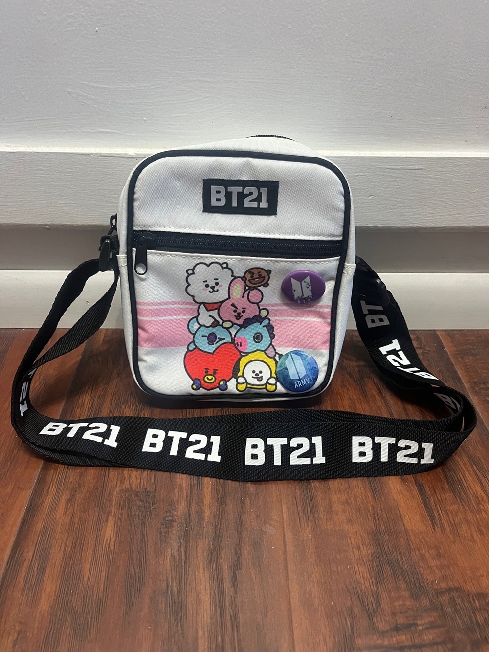 BT21 White & Pink Kids Crossbody Bag with Character Print